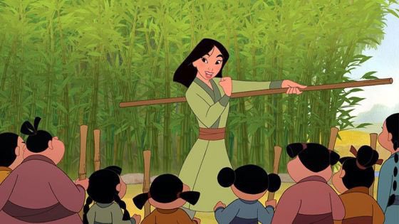 Mulan 2 : La Mission de l'Empereur est bien moins bon que son prédécesseur. Mulan passe pour un personnage secondaire à côté des nombreux autres pas spécialement intéressants. Une suite à oublier. 3/10