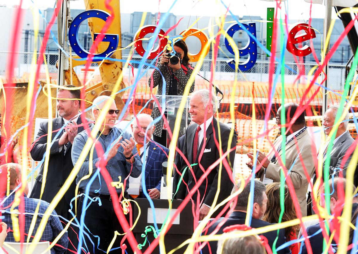 Google Announces $500 million investment in Berkeley County Data Center Expansion! 

charlestondigitalcorridor.com/news/161608915…