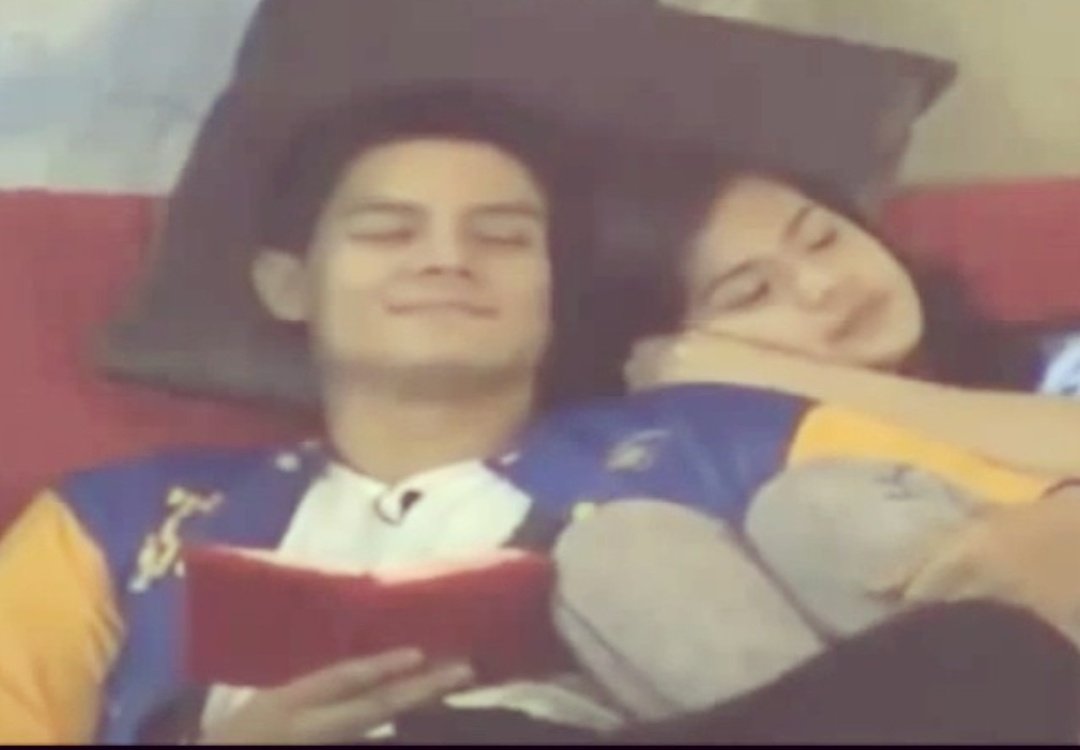 iheartsk8rgrl's tweet photo. Hello naman sa unang ship ko for Maris. She really have an old soul ever since. So di talaga imposible. ๐คทโโ๏ธ๐ค๐ป๐
#DanRis #TheOGBataNdaTandem ๐คฃ https://t.co/c713poi7rs
