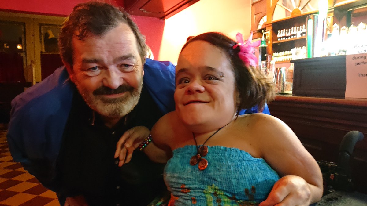 GaryJk64's tweet image. Myself and @GaelynnLea wearing blue as we both support #blueforbraininjury and #loveyourbrain2021 as its #BrainAwarenessWeek2021