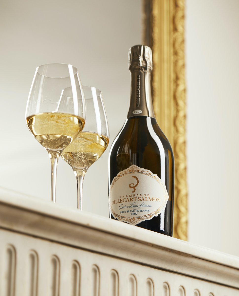 _Billecart's tweet photo. [ Louis Salmon 2007 ]
Majestic alchemy of the finest Chardonnay from the Côte des Blancs, enhanced by our familial savoir-faire, gracefully blended in this bottle. Grandiose.
 #vintage #billecart #louissalmon #champagne https://t.co/vFPrCkxugE