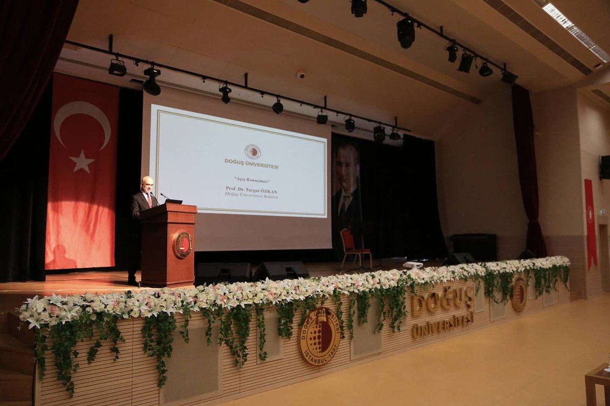 Çanakkale Zaferi'nin 106. yıldönümünde tüm kahraman şehitlerimizi ve gazilerimizi saygı ve minnetle anıyoruz. Ruhları şad olsun!