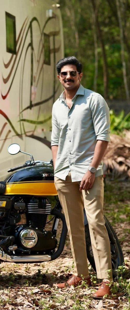 dq_alan_1's tweet photo. Latest One 💓
#DulquerSalmaan | @dulQuer | #Kurup  | #HeySinamika | #Salute https://t.co/4lquRrKQrM