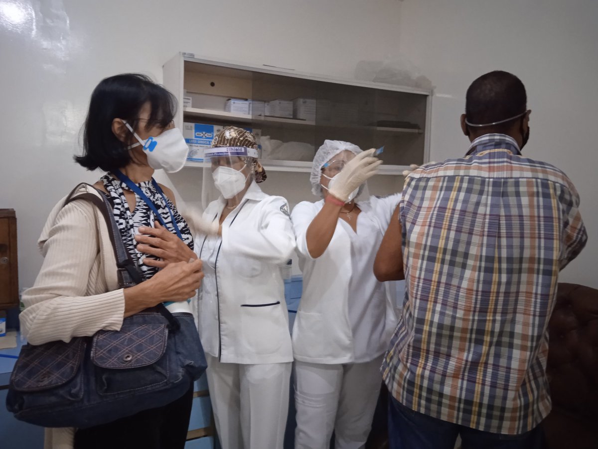 HMPC1970IVSS's tweet photo. #Hoy Segunda Dosis de la #Vacuna #SpunikV #Gracias @NicolasMaduro @DrodriguezVen @MagaGutierrezV Seguimos Protegiendo a Nuestro Personal de Salud @ivssoficial @dajodo @Wendyccm https://t.co/YF1IUVrztS