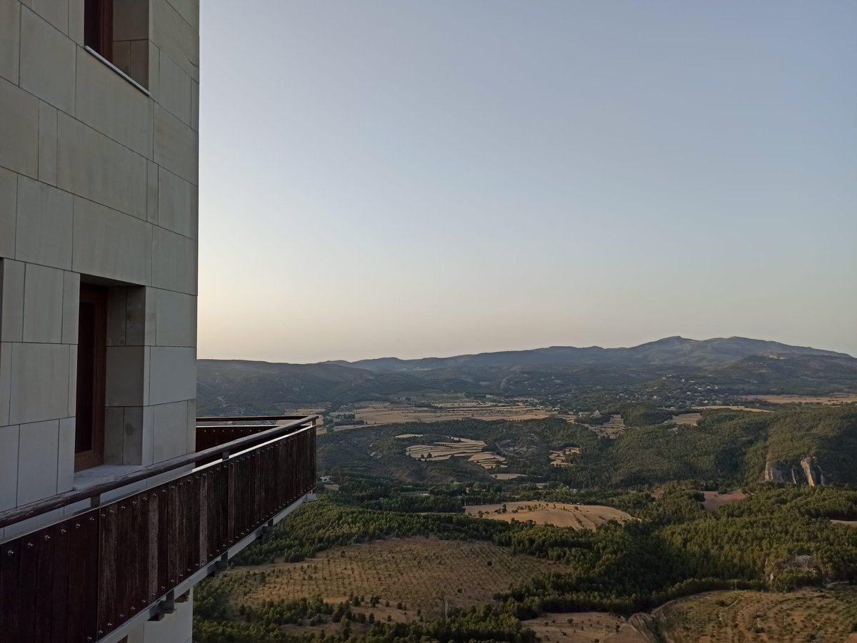 AlcoyTurismo's tweet photo. 🚶🚶‍♂️#Cuídateparavolver a disfrutar de la preciosa panorámica que ofrece el #ParqueNaturalFontRojahttp://bit.ly/FontRojaAlcoy
🚶‍♂️🚶#cuidatperatornar a disfrutar de la preciosa panoràmica que oferix el #ParcNaturalFontRoja, https://t.co/KehISInUk4 @AjuntamentAlcoi @costablancaorg https://t.co/VZSkBjaR4P