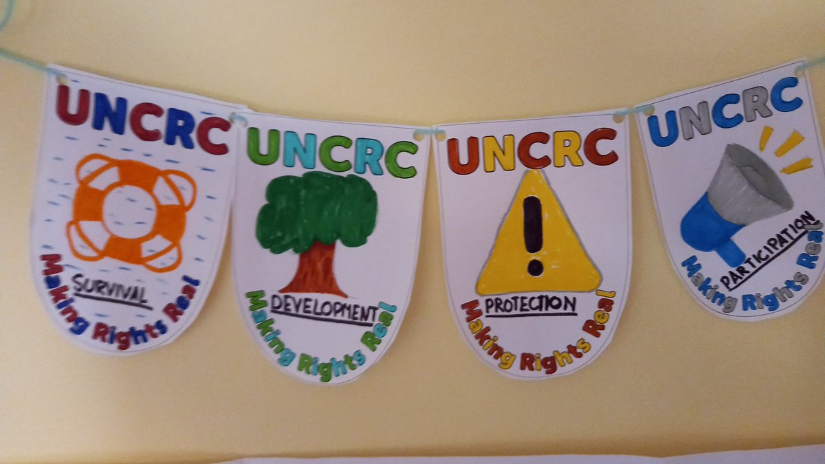 All set for the #UNCRCScotland incorporation Party 🥳 tonight with my #PasstheParty bunting, representing... 
📢 key themes of UNCRC,
🇺🇳 Related organisations & 
🏴󠁧󠁢󠁳󠁣󠁴󠁿 Scotland in general 😀! #MakeRightsReal | #YearofChildhood
