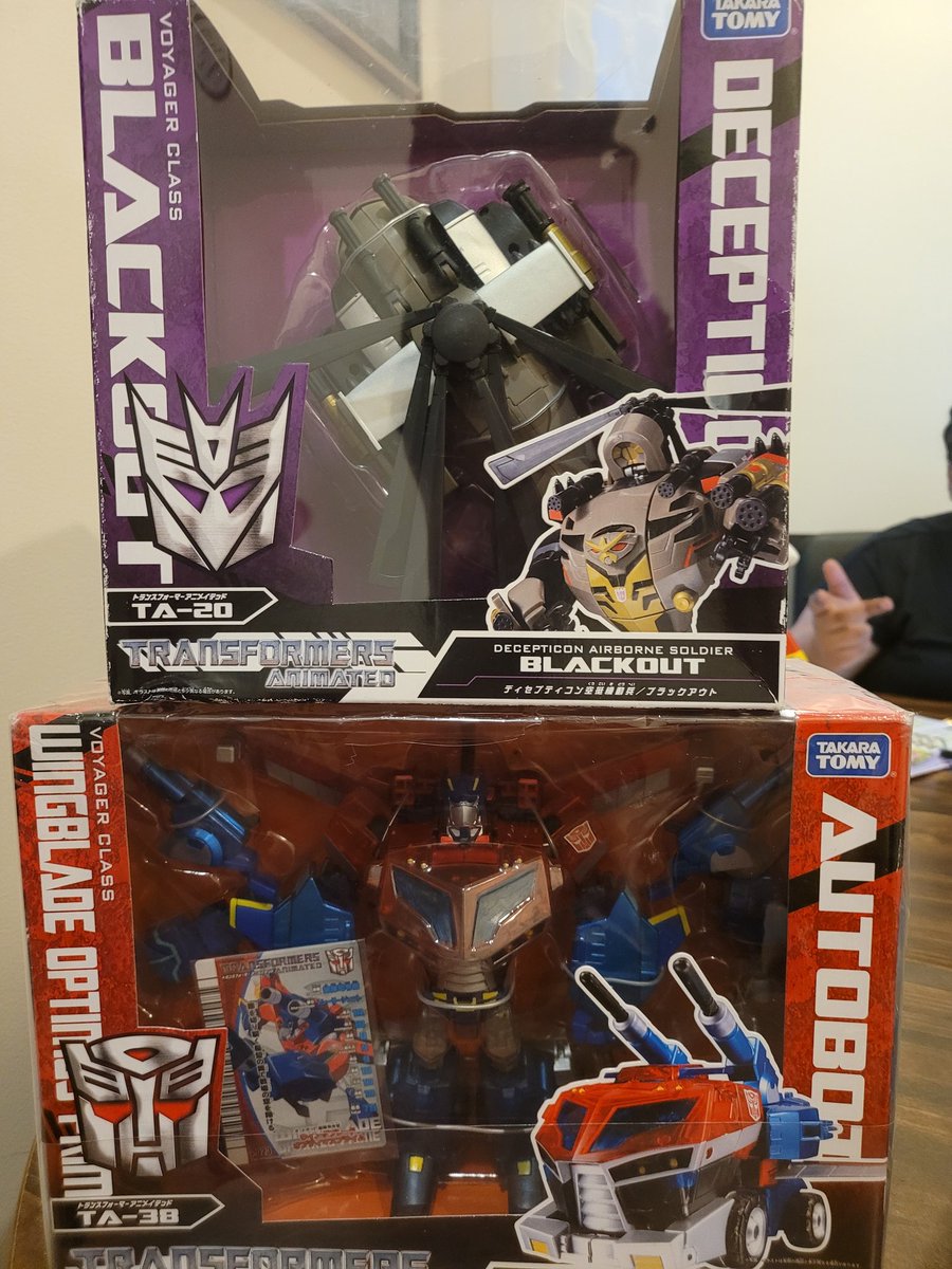 Velocitronians's tweet photo. Lads. Lads. Lads. #Transformers https://t.co/sJJGx8XS9w