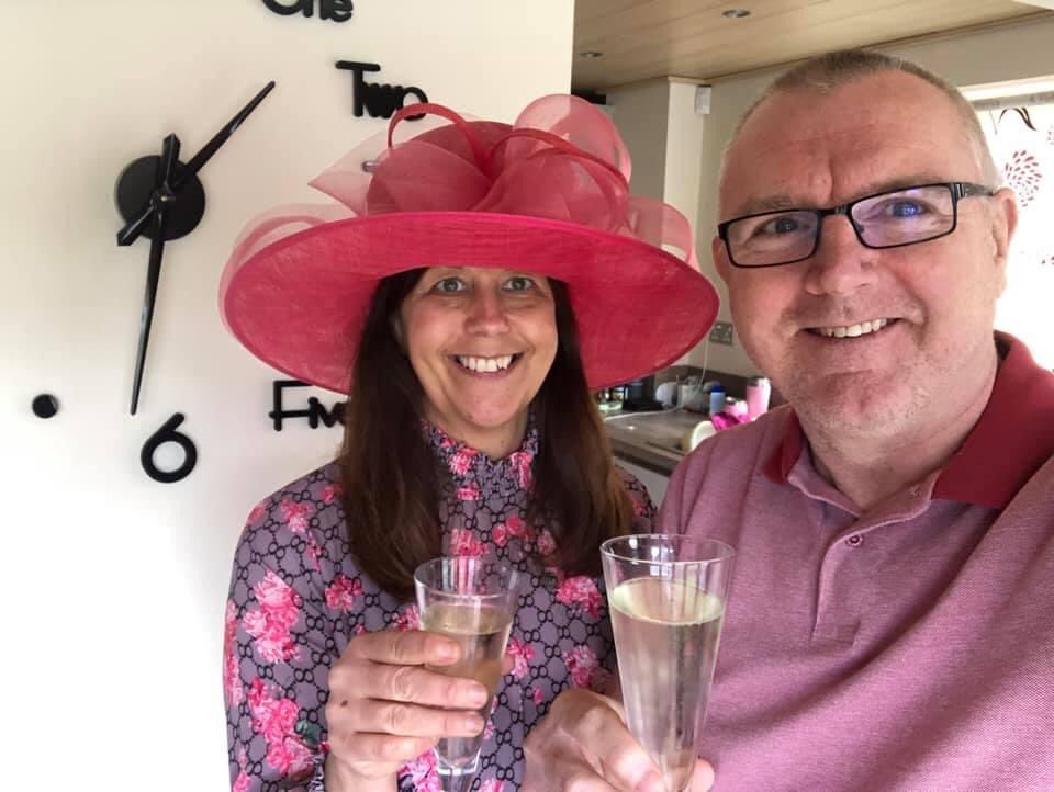 andrealadyb's tweet photo. @CheltenhamRaces #CheltenhamFestival @ANDYPAZZA306 afternoon tea and a day at the races 🐎🐎🐎 🥂🍺🥂❤️ xxx https://t.co/fsJLvM0ICA