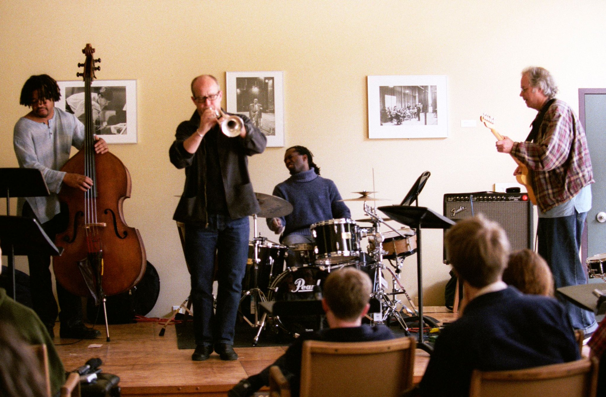 Happy Birthday to guitarist Bill Frisell! 

Pictured here with Dave Douglas, James Genus, and Clarence Penn. 