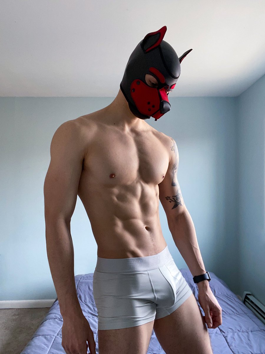 Retweet if you want to get kinky ⛓