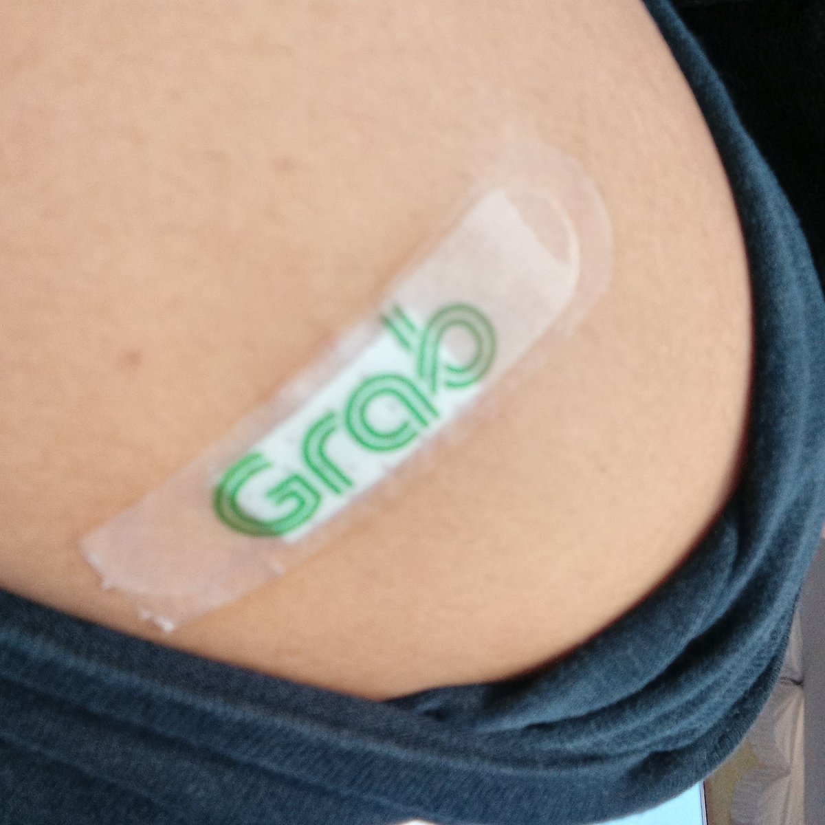 Ayo divaksin menuju indonesia sehat
<a href="/GrabOnTwitt/">Sobat G.O.T</a> 
<a href="/GrabID/">Grab Indonesia</a>