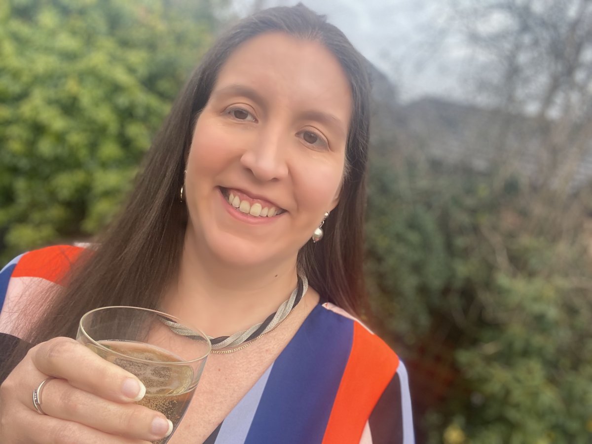 Happy to share I passed my PhD Viva earlier today. Huge thanks to my examiners Dr. Dave Adams and Prof. Claire Freeman for an enjoyable experience and to my amazing supervisors @peterkraftl, @HadfieldHill and @JPykett for all their support and encouragement. 🥳