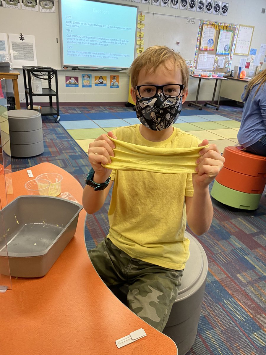 BWsciencenews's tweet photo. Objective: to understand what a polymer is and how chemical reactions can change the state of certain ingredients. Objective completed ✅ #thisis5th #mixturesandsolutions #steambw https://t.co/dV3ZiV1C7S