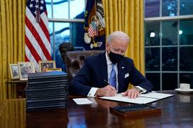 SalzenBart's tweet photo. President Biden is poised to meet the goal of delivering 100 million #COVID #vaccine shots in his first 100 days in office as early as today -- more than 40 days ahead of schedule.
#ThanksForNothingTrump https://t.co/buPL4bgJx2