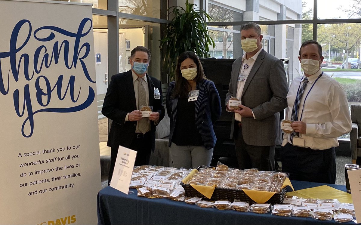 Celebrating National Oatmeal Cookie Day for our <a href="/UCD_Cancer/">UC Davis Comprehensive Cancer Cent</a> employees! Thank for all you do <a href="/UCDavisHealth/">UC Davis Health</a> <a href="/UCDavisMedCntr/">UC Davis Med Center</a> <a href="/PrimoLaraMD/">Lucky Lara</a> <a href="/UCDavisMed/">UCDavisMedSchool</a>
