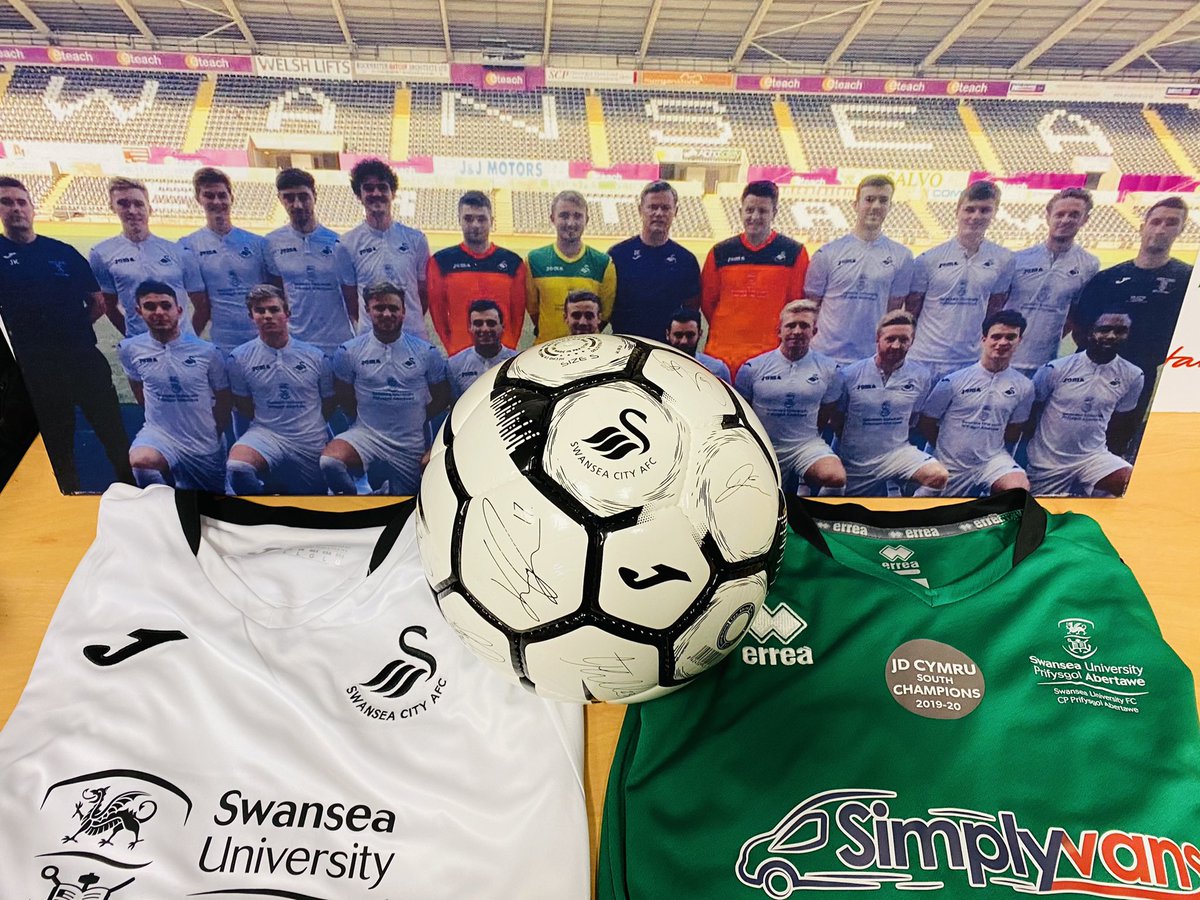 Sign in NOW to our football webinar !⚽️ 6.15 - 7pm Football webinar! Register👉🏻 swan.ac/SportWebinar Re Tweet! this message also to enter and possibly win! a signed @SwansOfficial football! Draw will be made randomly at 10.30pm tonight ! ⚽️