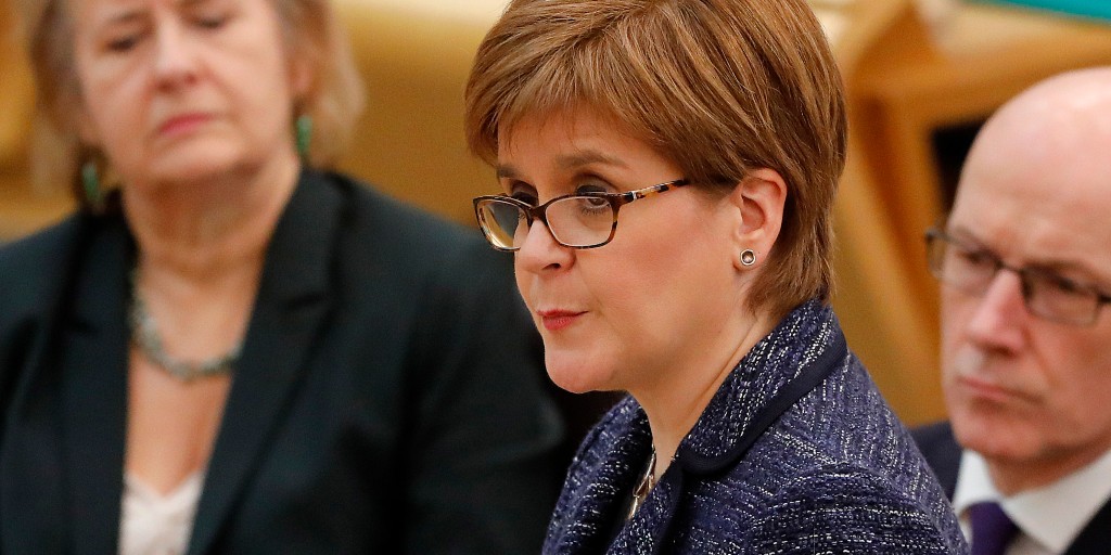 EducationSP's tweet photo. Today was #FirstMinistersQuestions in the #ScottishParliament

But why is #FMQs important in holding the #ScottishGovernment to account? 🔎

We've created a resource for #ModernStudies #Nat5 &amp; #Higher to help explain 👇

https://t.co/rZTWjnDtJB

@ModSocPolCollab @MSAScotland https://t.co/jWtMPpnfWZ