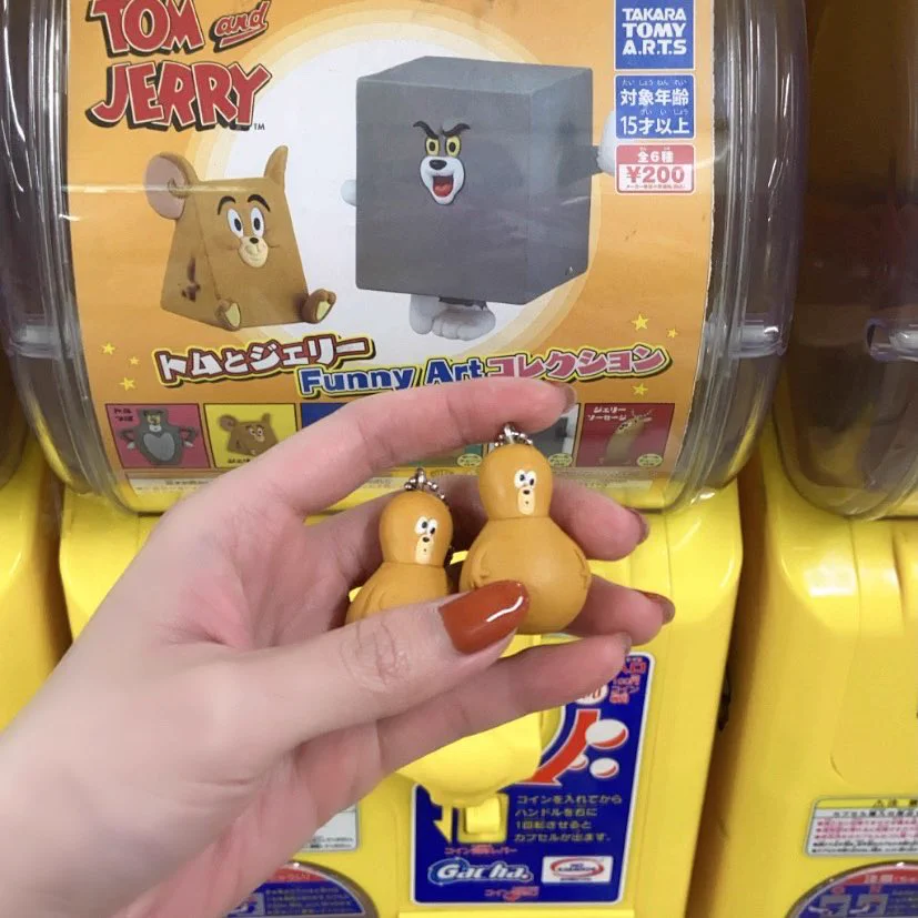 そんなことある？！トムとジェリーのガチャガチャで同じ種類が4回も出たw