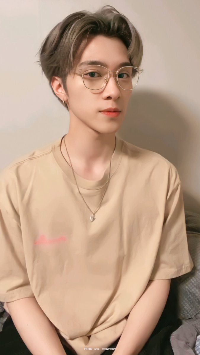 PINK0928_'s tweet image. 🦄🌸🍭 210318 - Hendery Yizhibo Live

#HENDERY #헨드리 #黄冠亨
#WayV