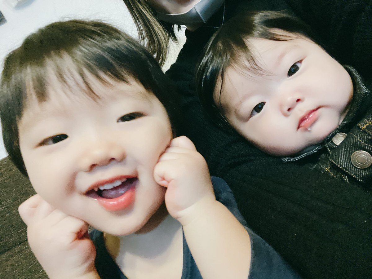 ririkabc's tweet photo. 2人ともよく笑うなあ。。かわいい🥺🥺❤️(親バカ) https://t.co/EBy8zKN8rZ