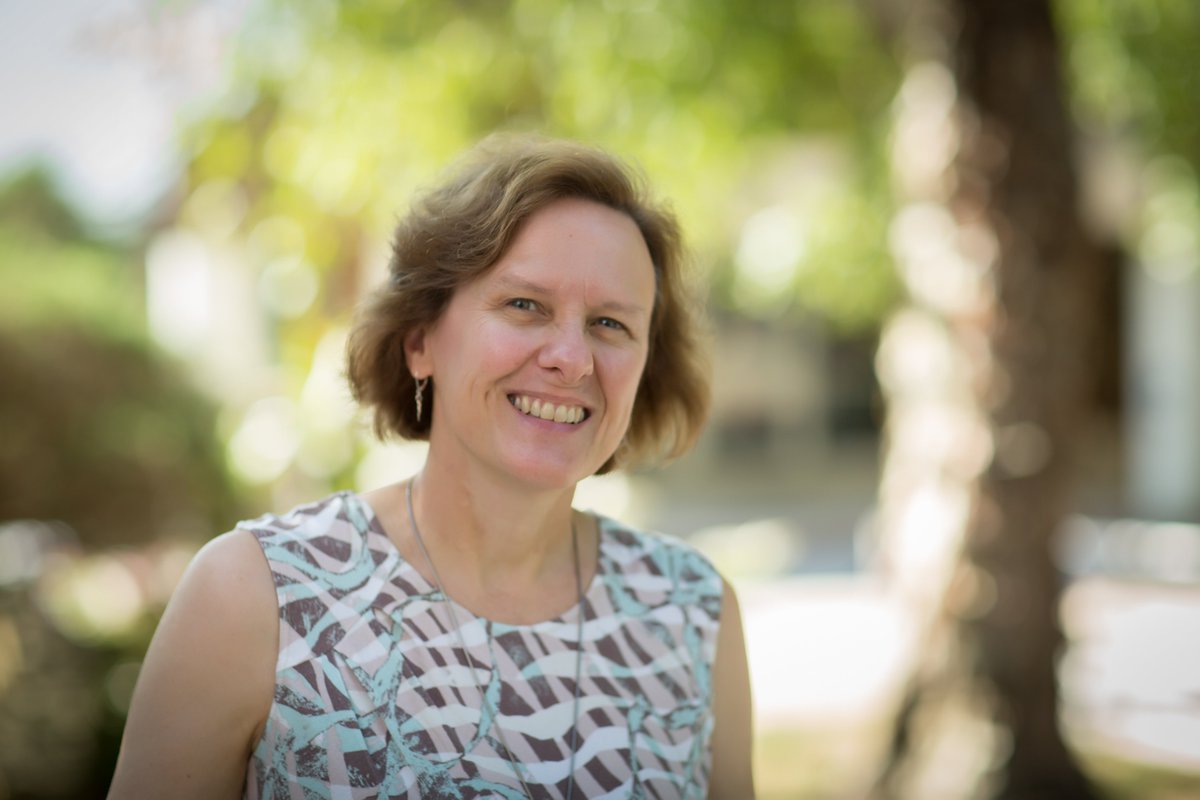 Margaret Helton, MD, has been named Chair of the UNC Department of Family Medicine! We are so grateful for Dr. Helton's leadership as Interim Chair the past two years, and look forward to our department's continued progress with her as our next Chair.
med.unc.edu/fammed/2021/03…