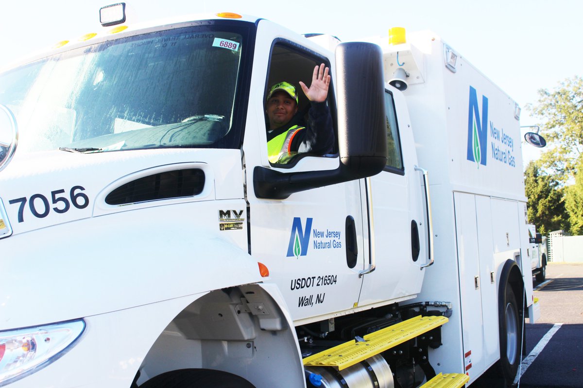 NJNaturalGas's tweet photo. From warming our homes, heating our showers and cooking family meals, we depend on #naturalgas. On #NationalGasUtilityWorkersDay, we salute the crews at NJNG. Today and every day, thanks for all you do to #keepuswarm. 💙#utilityworkers #morriscounty #MonmouthCounty #OceanCounty https://t.co/bmkEr1RQ9V