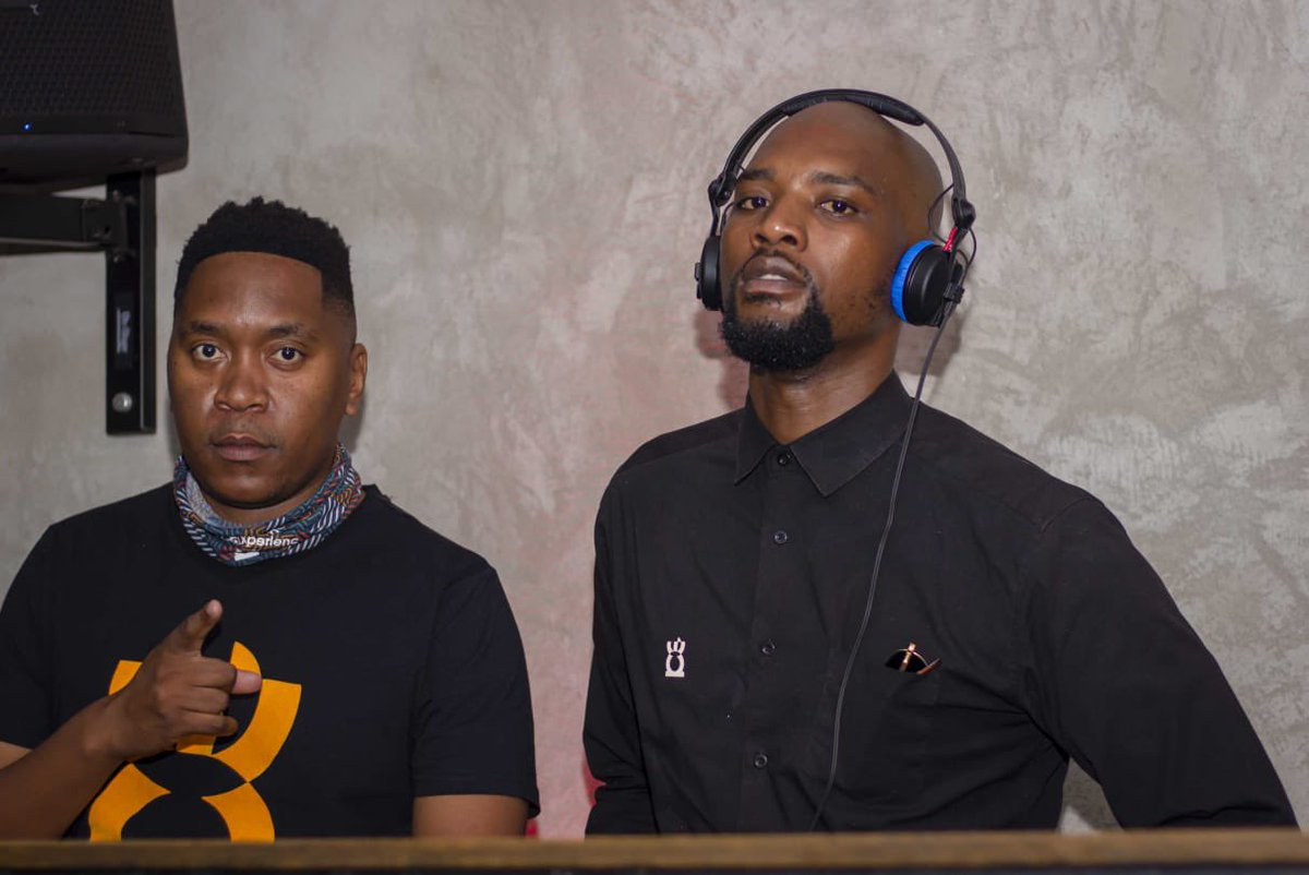 OddXperienc drop their EP ‘Smile &amp; Wave’ 🙂 + 👋 tomorrow on <a href="/staytruesounds/">Stay True Sounds</a> 
🔉🔉