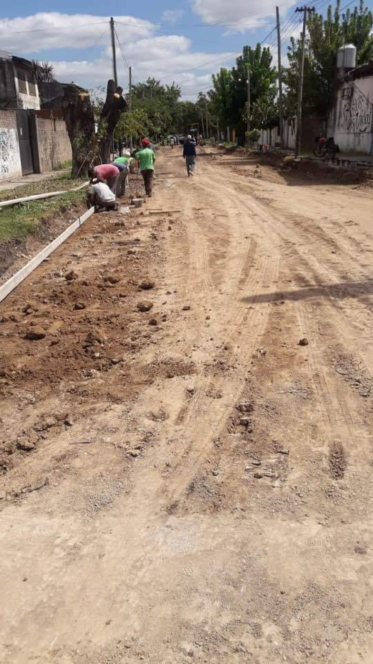 Mauriciocanosa's tweet photo. Comenzamos otra calle más. #GustavoMenendez #NuncaParamos https://t.co/03a6Nf1pZj