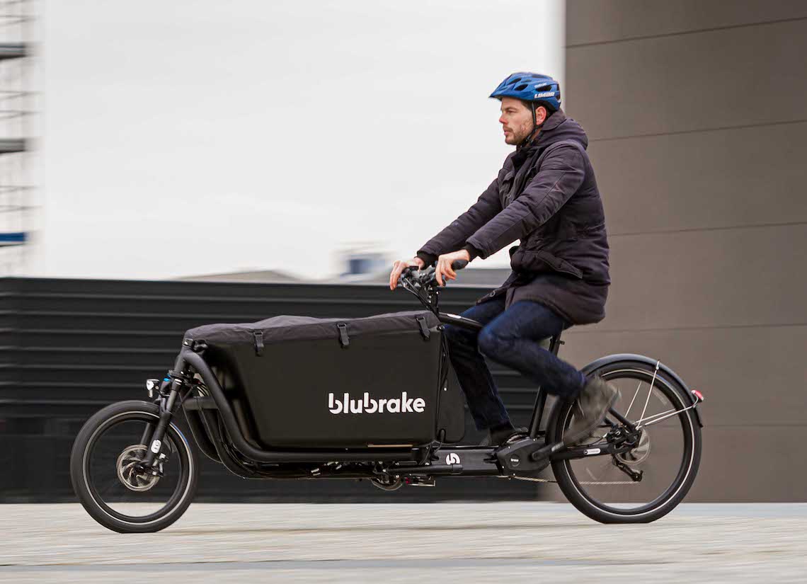 urbancycling_it's tweet photo. Blubrake presenta il primo ABS per le cargo e-bike. Read more: https://t.co/mPRtfD4etP #cargobike #ebike #cargoebike #blubrake #blubrakeABS #ebikes #ridesafe #electricbikes #futuremobility #urbancycling https://t.co/ur6WjQOt2B