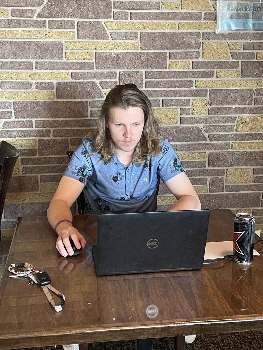 s_andersongolf's tweet photo. Couldn’t think of a much better presenter for @pgaofalberta Keys to a Successful Junior Program than @thewinstongc very own @CTay119 #greatpro #greathair #growingthegame https://t.co/ThSnQHC90z