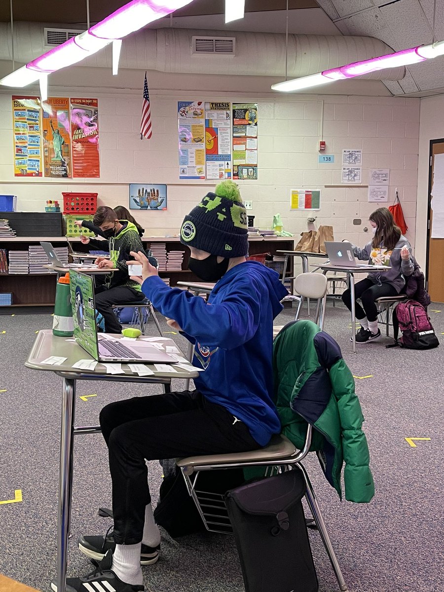 Remote and in person Jayhawks working together 💙💛 @MrsAnneBlack <a href="/CCSD93/">CCSD93</a> @JSPrincipalD93