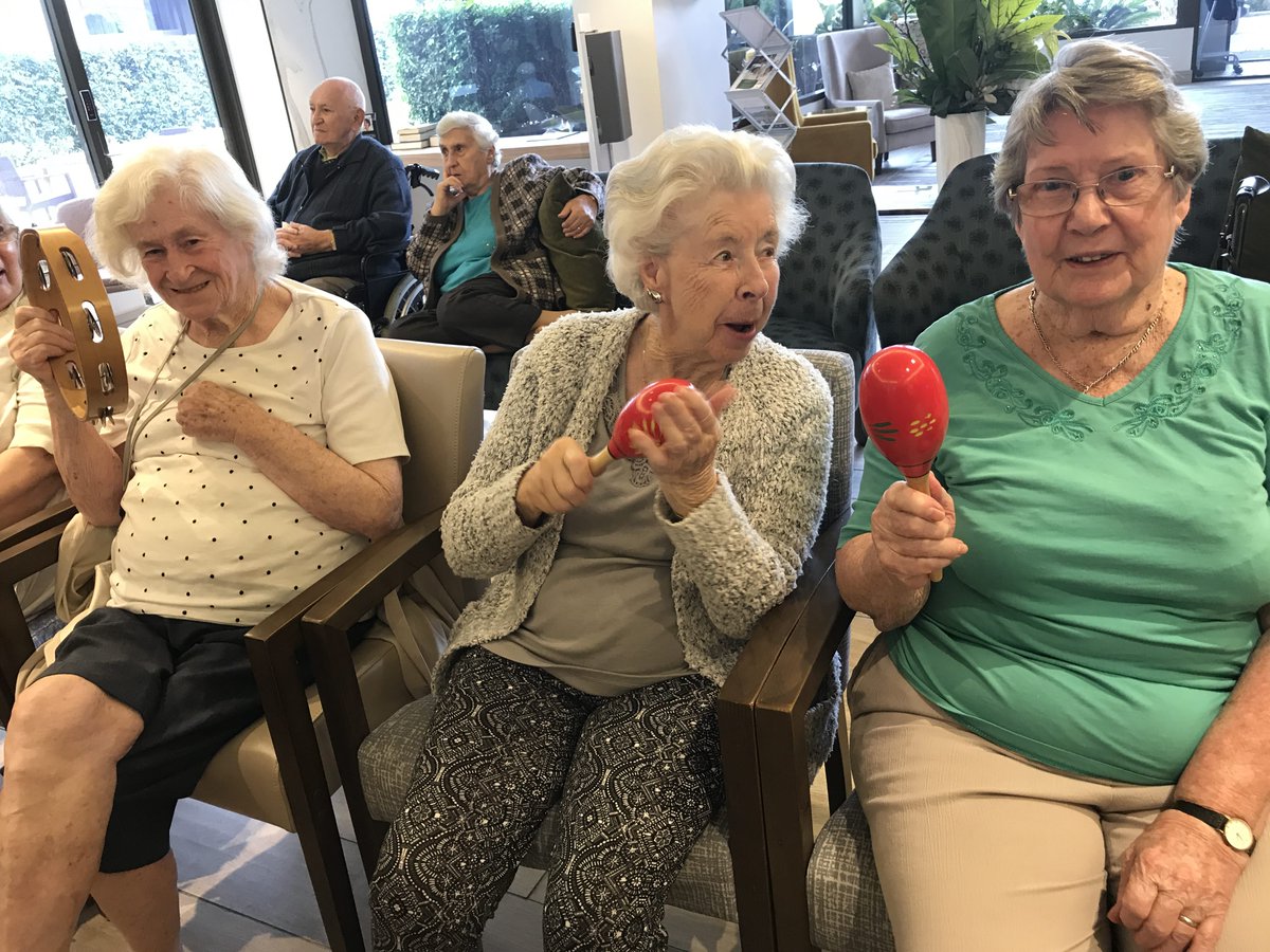 SummitCare's tweet photo. SummitCare Baulkham Hills joined in on the St Patrick's Day celebrations with a musical performance in the courtyard and an Irish jig inside.

#SummitCareBaulkhamHills #AgedcareAustralia #StPatricksDay2021 https://t.co/3CIa5hZEl0