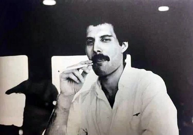 sam elliott smoke cigarettes 10 Best Sam Elliott Movies, Ranked According To IMDb