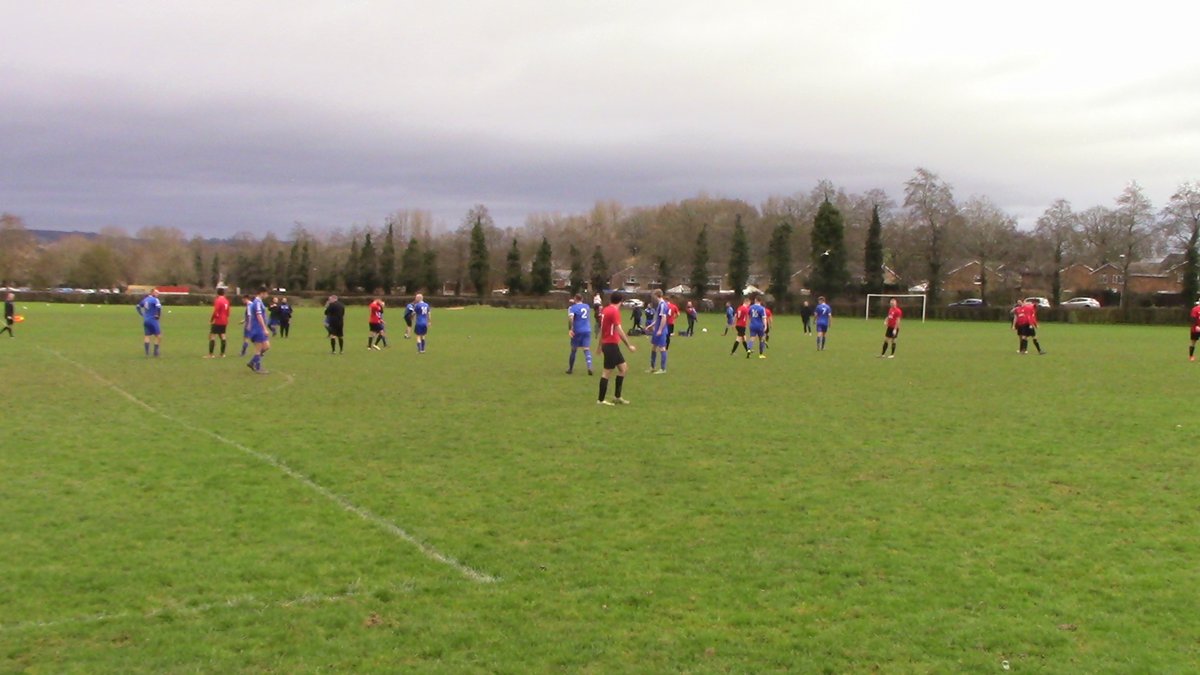 ⚽️THROWBACK THURSDAY⚽️

Studley Lions vs @SSSLionsFC (January 2019)

📽️youtube.com/watch?v=WqxbmR…