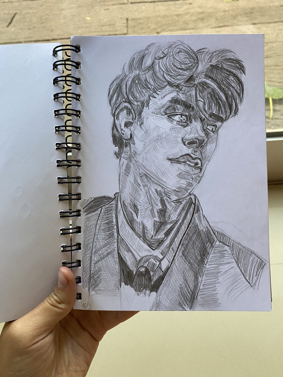 ToonsPink's tweet photo. It’s not so bad🤪😂🥰. 
Go and follow me on insta for more♥️😋

#artstyle #Artista #ArtistaSocial #furry #draw #cute #ArtistOnTwitter #artwork #draw_a_dream #drawing #ArtistaSocial #pencilart #sketchvsfinal #pencilsketch #sketchnote #sketchbook #Instagram https://t.co/6fL0X2dTp1