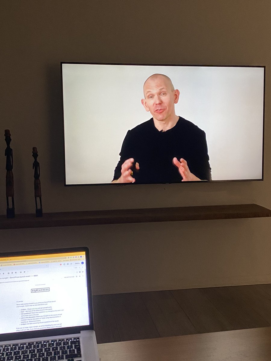 jennifer_patchp's tweet image. When doing overtime feels fun.

#Benchpresslive