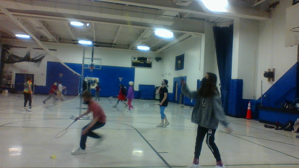 Badminton in 5th Grade PE today!  #wsdsch #ewsd #photosby8thgraders #badmintonrules