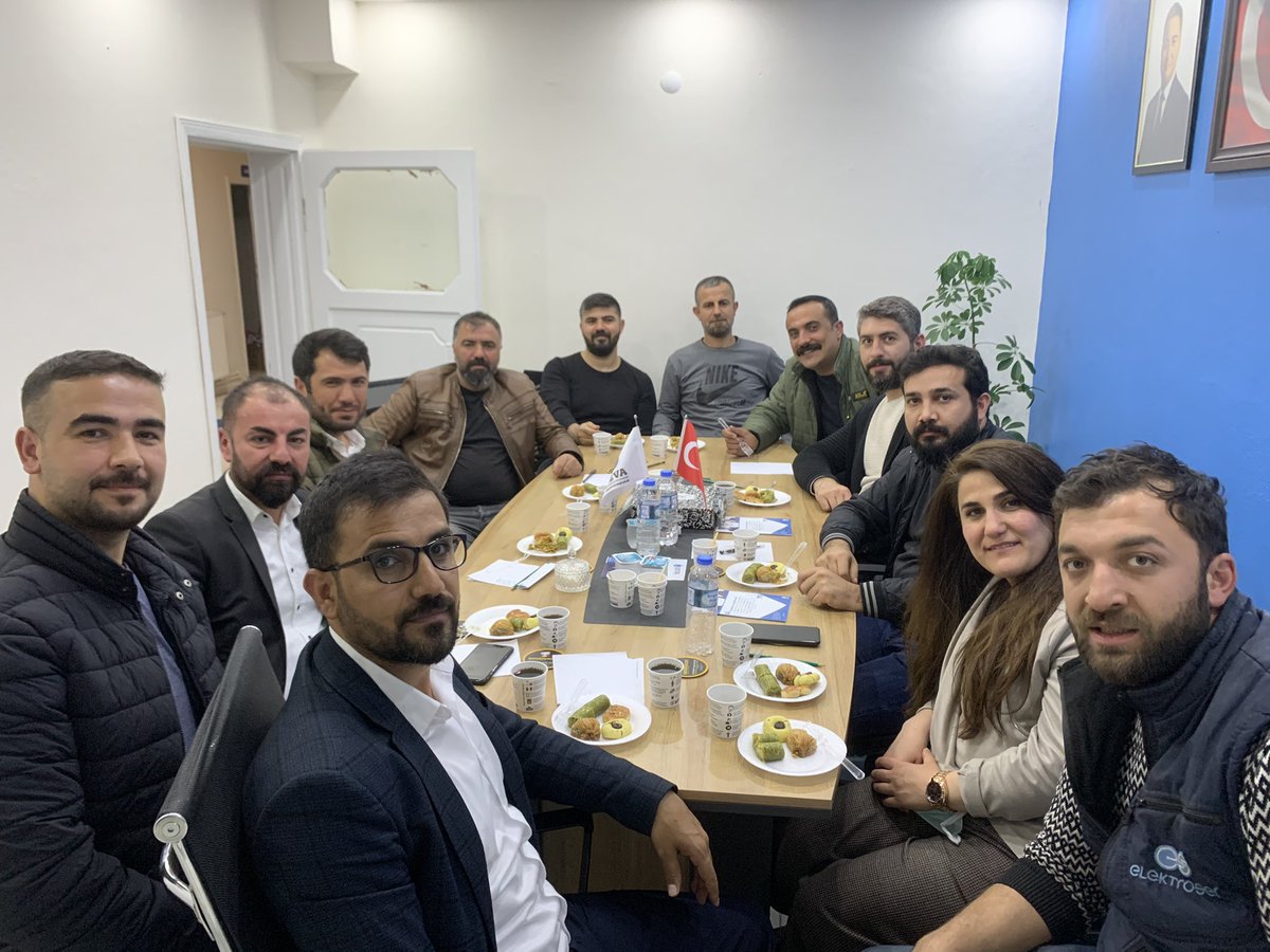 DEVA Partisi Kozluk İlçe Başkanlığı olarak gündem madeleri üzerine genel bir değerlendirme Toplantısı düzenledik. Toplantımız çok verimli geçti. Toplantıya katılan tüm arkadaşlarıma teşekkür ediyorum.  <a href="/emin_ekmen/">Mehmet Emin Ekmen</a>