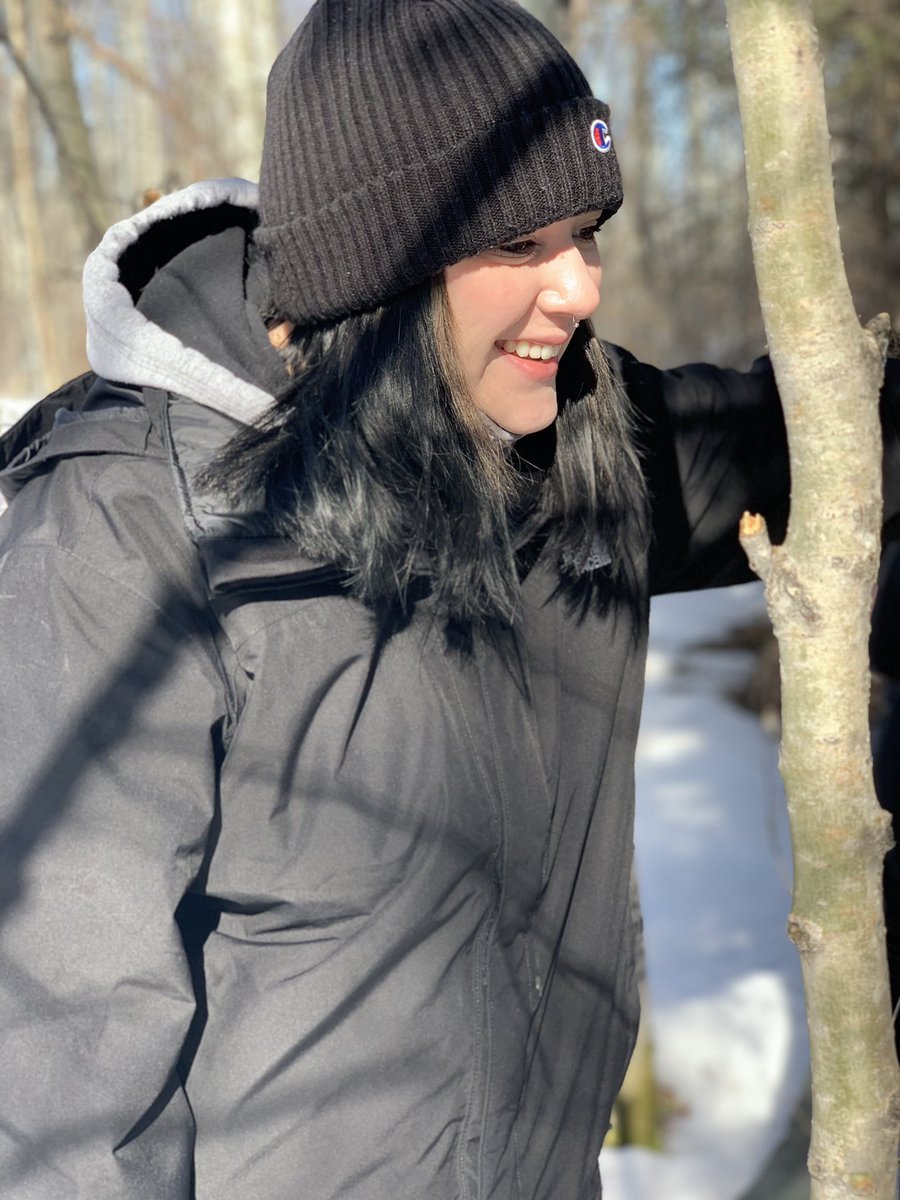 Snowshoeing and making snares w/ @EcoleMcTavish students & Justin Bourque (Traditional Teachings Camp) Look at those smiles! #indigenouseducation #traditionalknowledge #trapping