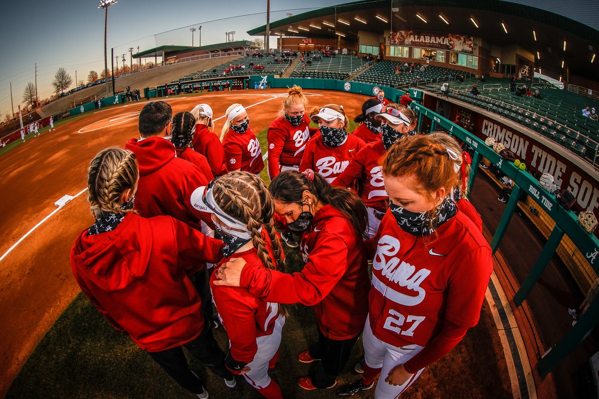 AlabamaSB's tweet photo. GAME NOTES | No. 2 Alabama Softball Returns Home for Three-Game Series with No. 19 Tennessee

🗒️: https://t.co/PjEHzPn7wt

#Team25 #RollTide https://t.co/oaIUWPD3k7