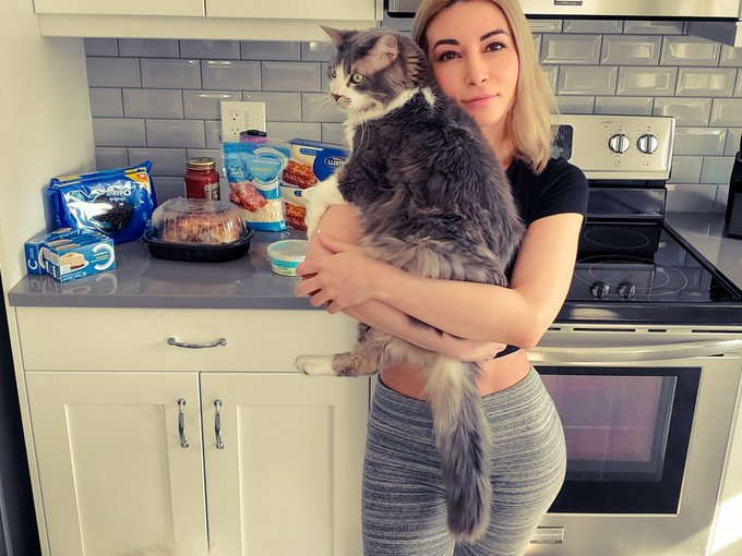 Watch Alinity's leaked NSFW photo on TwXstars