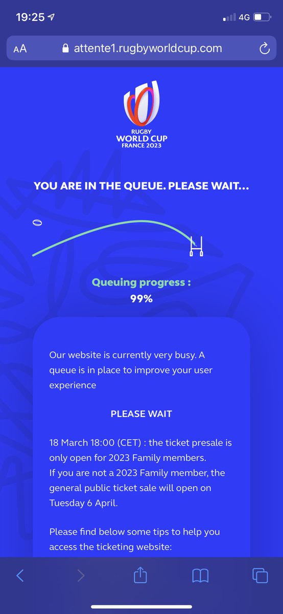 ChrisMKiely's tweet photo. @rugbyworldcup This was a terrible experience again today, another 2.5hrs in a queue and it crashed, shambles https://t.co/ySzHqYAdPg