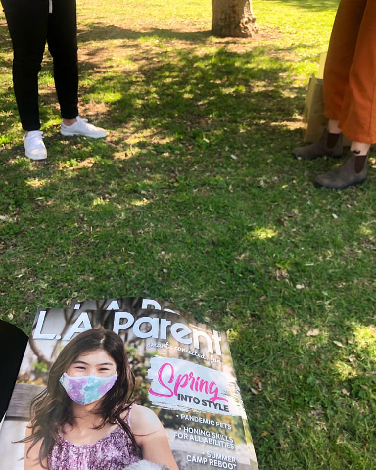 LAParentMag's tweet photo. A #goodday is when you get to see your #LAParent coworkers #IRL at a beautiful #LAPark and flip through a physical copy of #LAParentmag. 📖🏞🌳

#staffmeeting
#editorial
#magazinelife https://t.co/2Xz1qMI16t