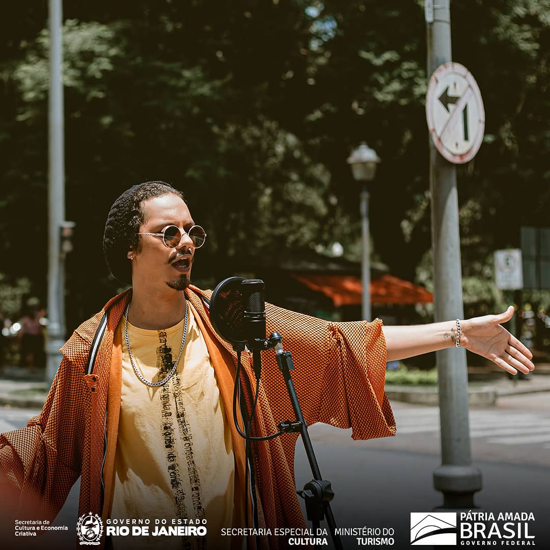 Sarluu_boomlab's tweet photo. Dia 23 lanço música nova ! 
Passei Noites 🎵🌆 https://t.co/cRK5CsbtpD