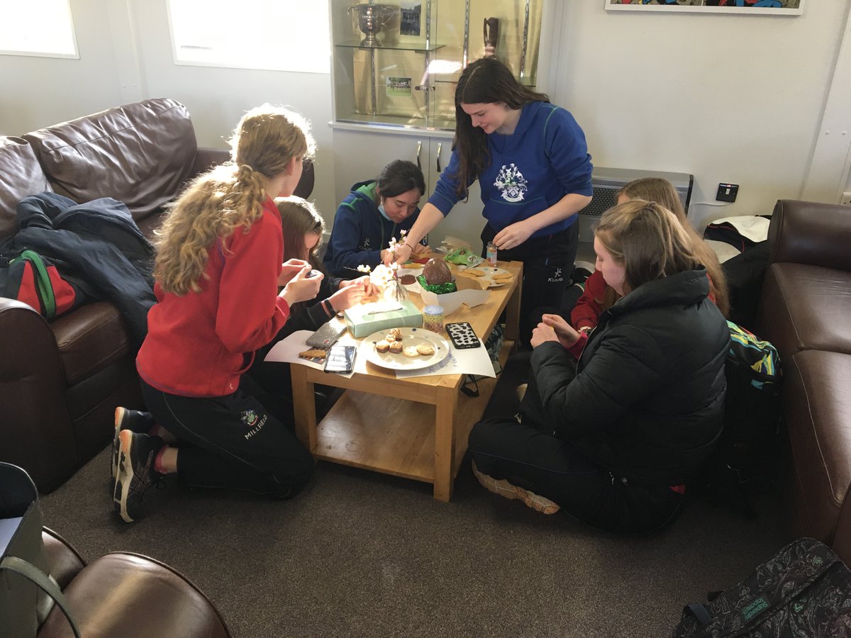 Overall winners, great quiz result and stunning artistic bunny 🐰 drawing