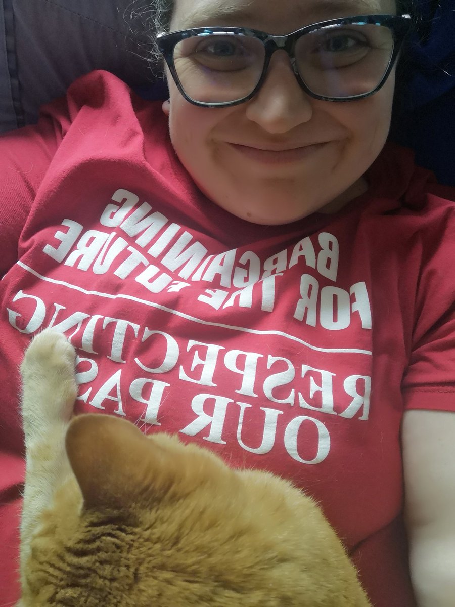 RavenSue's tweet photo. #RedForPUBLICed kitty cuddles after a looooong day! https://t.co/QAEJDaXFfW