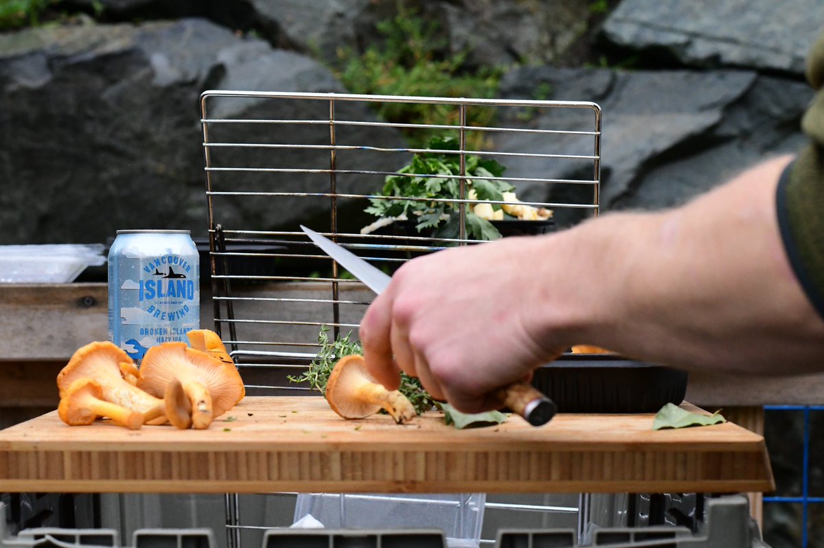 Vancouver Island Brewing (@vibrewing) on Twitter photo Celebrating everything the island has to offer from foraged meals to craft beer.
📸 Foraging with <a href="/SonoraResort/">Sonora Resort</a>
#foraging #mushroompicking #craftbeer #vancouverisland Celebrating everything the island has to offer from foraged meals to craft beer.
📸 Foraging with <a href="/SonoraResort/">Sonora Resort</a>
#foraging #mushroompicking #craftbeer #vancouverisland