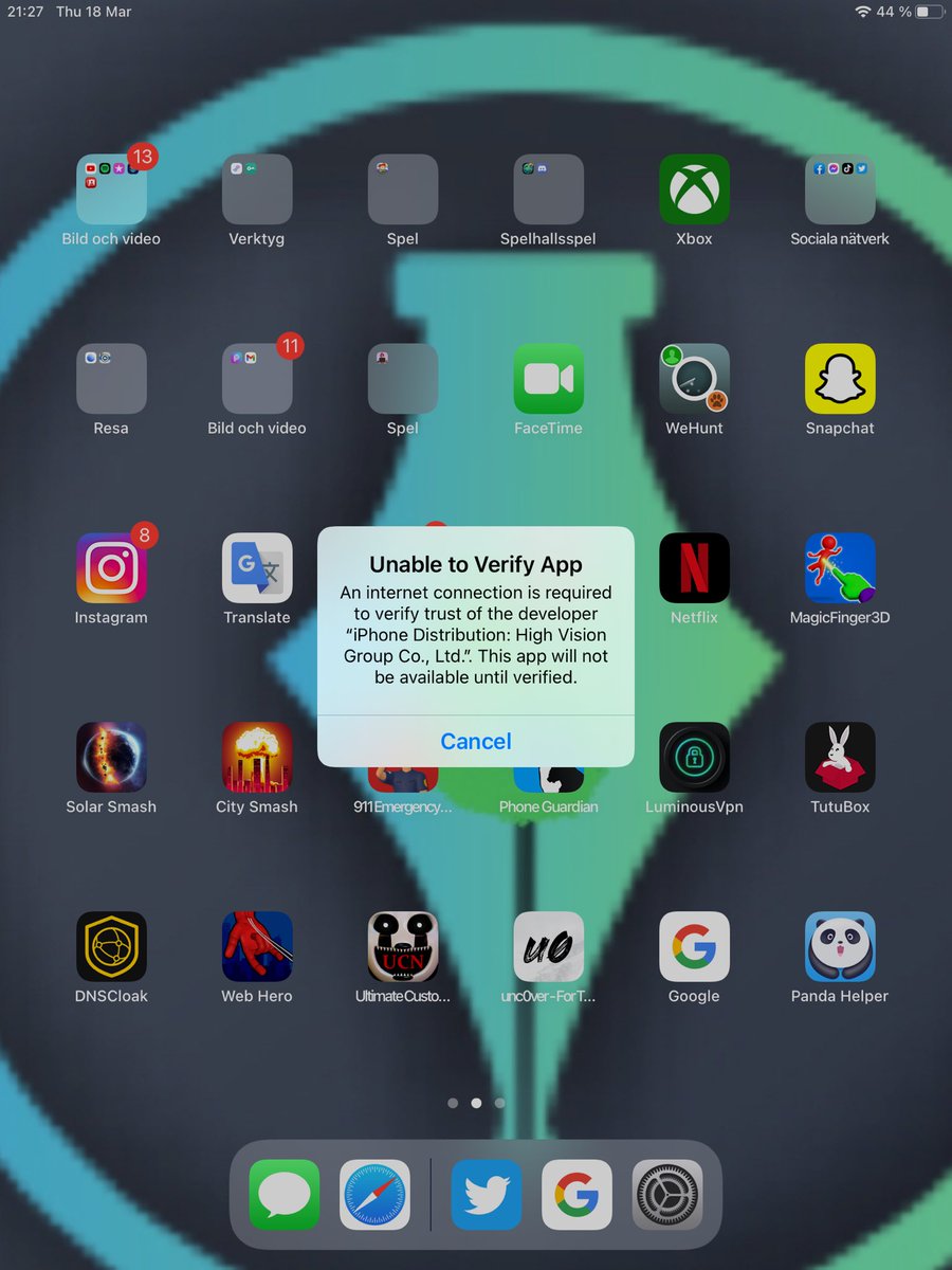Notiboii2's tweet photo. @PandaHelperApp @fffxxxx10 I CANT DO ANYTHING HELP ME PLEASE https://t.co/ecVO3Od167