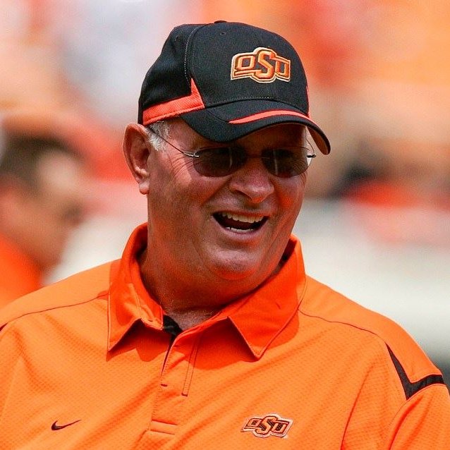 CowboyFB's tweet photo. "Bill Young was a first-class person, a first-class coach and he made the world a better place." - @CoachGundy

Today we mourn the loss of a great #okstate player, coach and man, Bill Young.

📰https://t.co/aVFEg8ubIp https://t.co/8wS4EeUdRQ