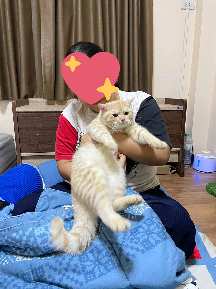 เพื่อนแม่ชอบหอมแก้ม